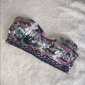 Strapless bikini top 👙